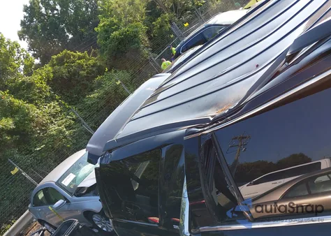 2018 GMC Yukon Slt из США, поврежденный, VIN 1GKS2BKC5JR272079